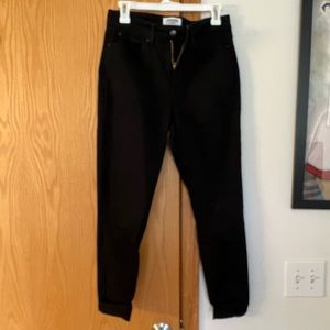 Levi black skinny jeans